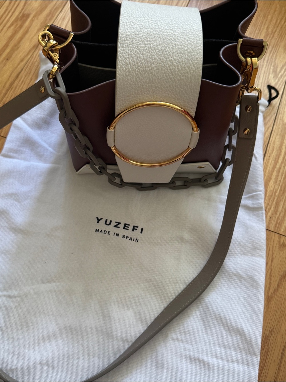 Yuzefi White, Brown and Gray Leather Bucket Bag with Gold Ring